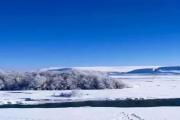 雪后昭苏大草原，北疆纯净的雪域之地，一如梦幻中的仙境！