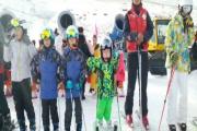 风里雨里雪里 我们都在等你 ——那拉提国际滑雪场2018—2019雪季开板仪式