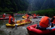 十渡龙湖湾漂流