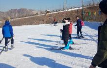 神湖四季滑雪场景点