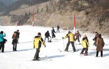 晋祠龙山滑雪场景点