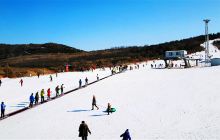 思拉堡虹溪谷滑雪场景点