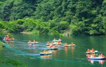 四窗岩漂流景点