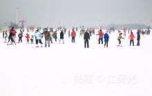 江南天池滑雪场景点