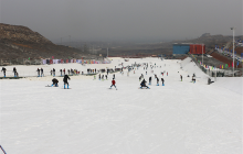 绿鑫春滑雪场