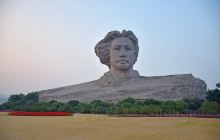 毛主席雕像景点