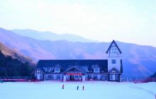 龙降坪国际滑雪场景点