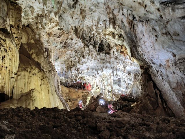 巴马水晶宫景区旅游攻略 之景点8(8/共17页)