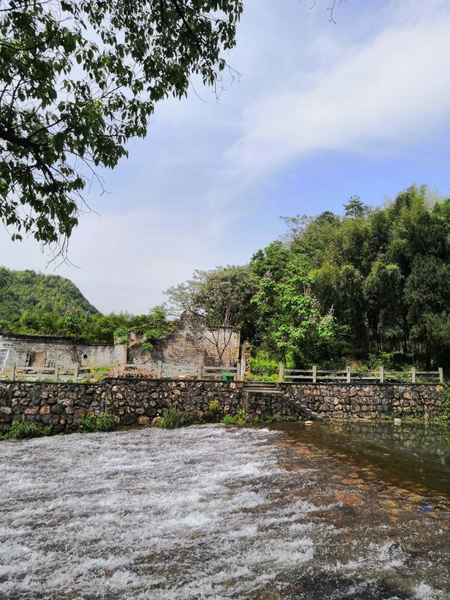 乡村地图 景点大全 浙江省景点大全 宁波市景点大全 >岩头古村景区