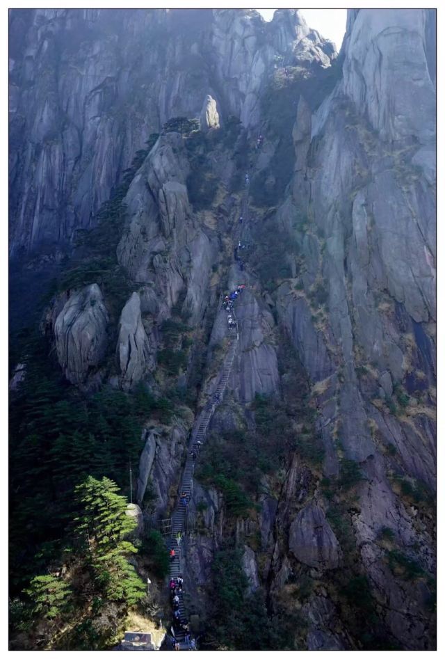 乡村地图 景点大全 安徽省景点大全 黄山市景点大全 >天都峰景区旅游