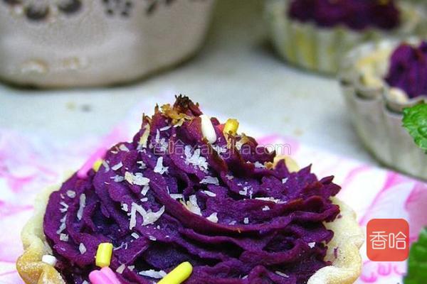 吃法:把紫薯的表皮烤焦,蘸上蜂蜜,做成的紫薯甜品非常好吃哦.