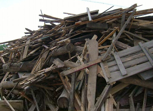 废旧木材回收再生利用设备-木材粉碎机