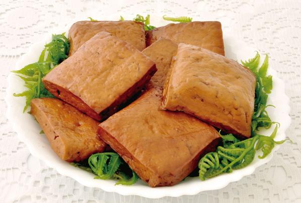 小吃零食 砖块豆干 四川特产农家自制烟熏卤熟豆腐干