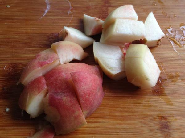 桃子可以吃皮吗 吃桃子皮的方法与技巧
