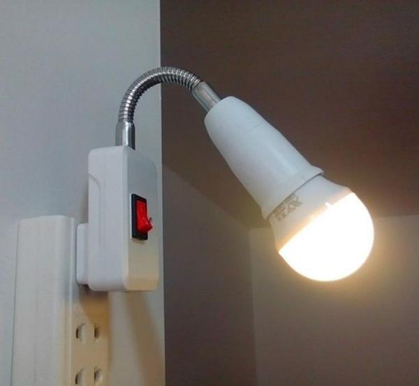 请问这个节能灯插座没问题吧?节能灯怎么安装上去?